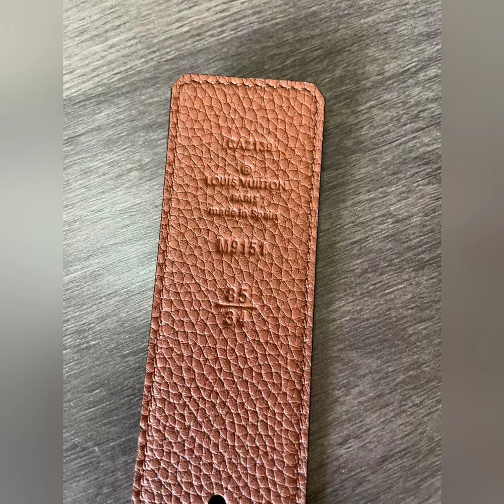 Louis Vuitton Initiales 40MM Reversible Belt - Picture 13 of 14